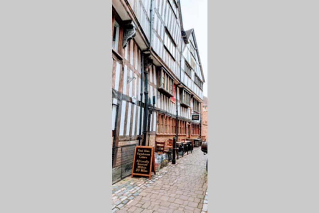 Town Centre Cottage テュークスベリー エクステリア 写真